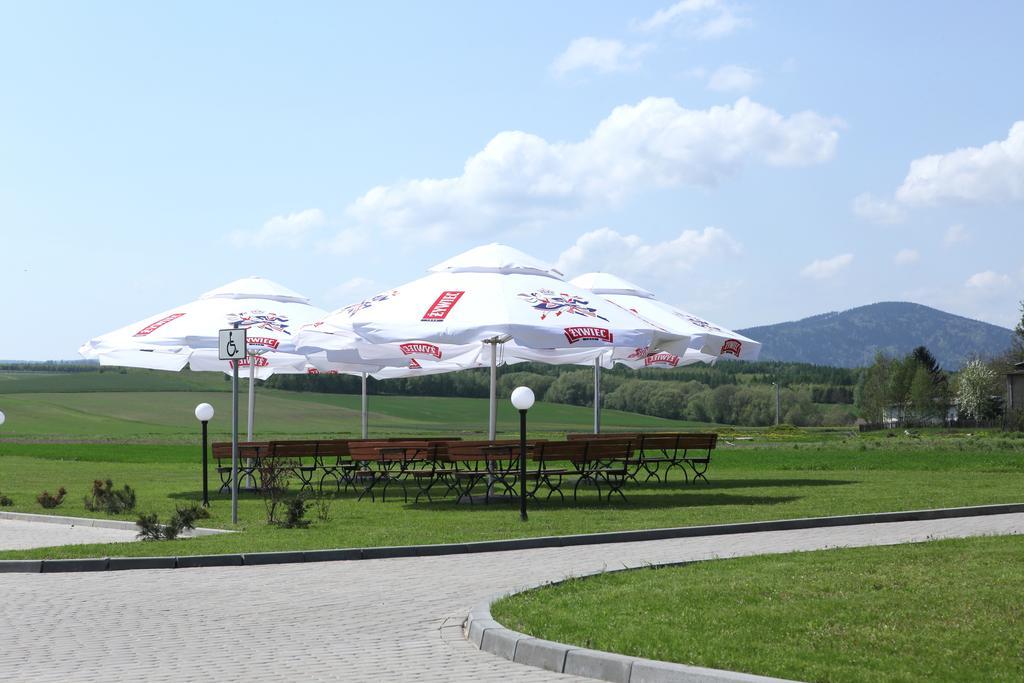 Biala Akacja Resort & Business Prudnik Exteriör bild